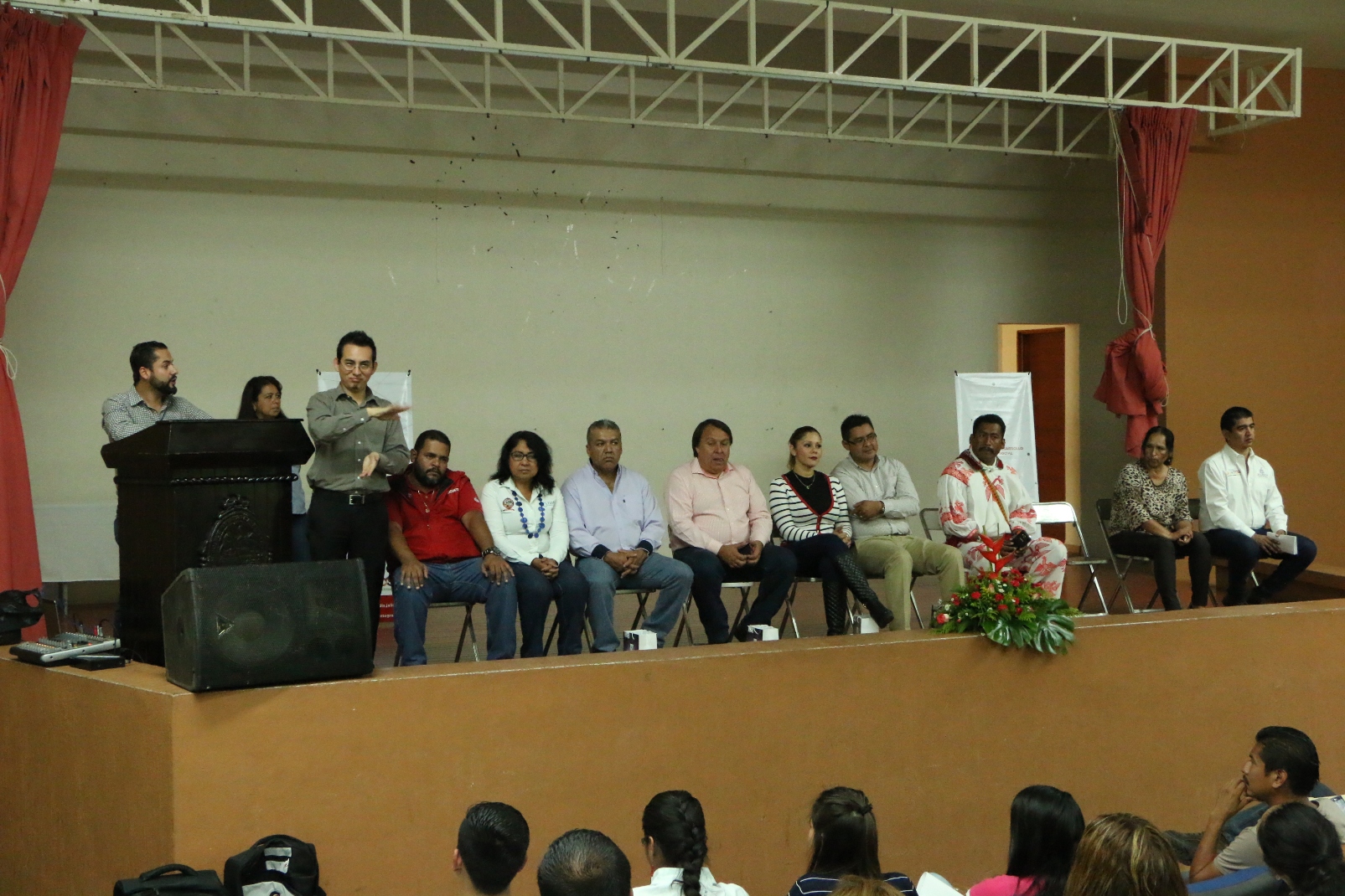 Triplicarán presupuesto para el Programa de Becas Indígenas