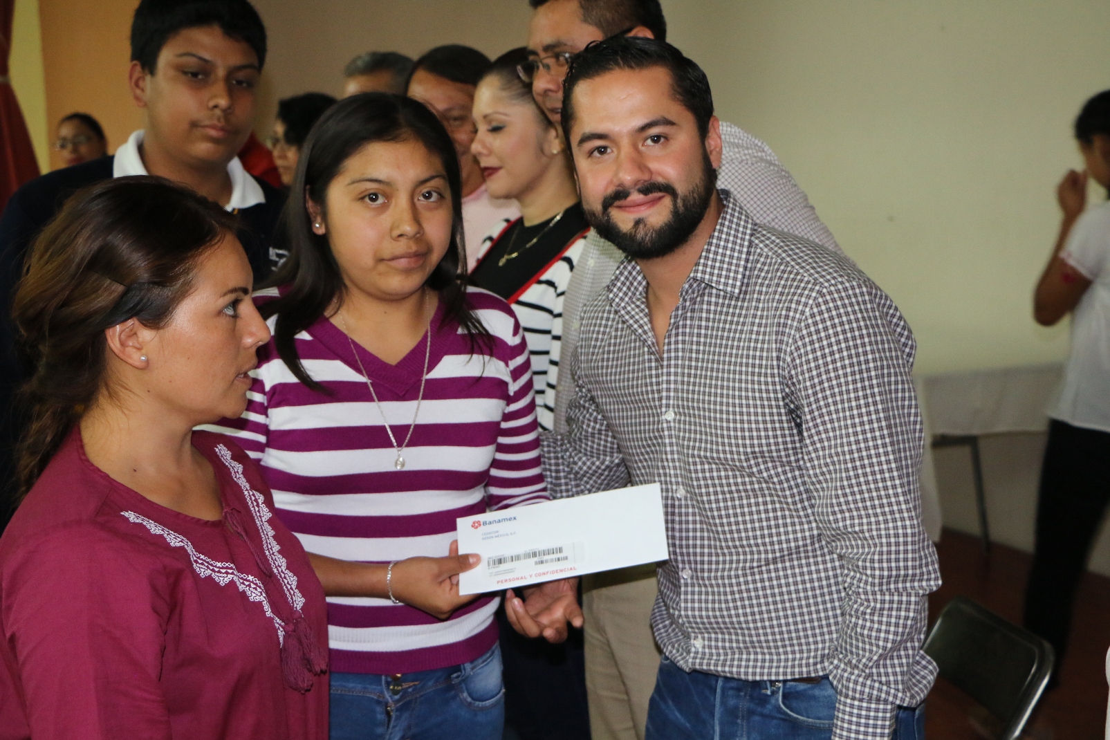 Triplicarán presupuesto para el Programa de Becas Indígenas