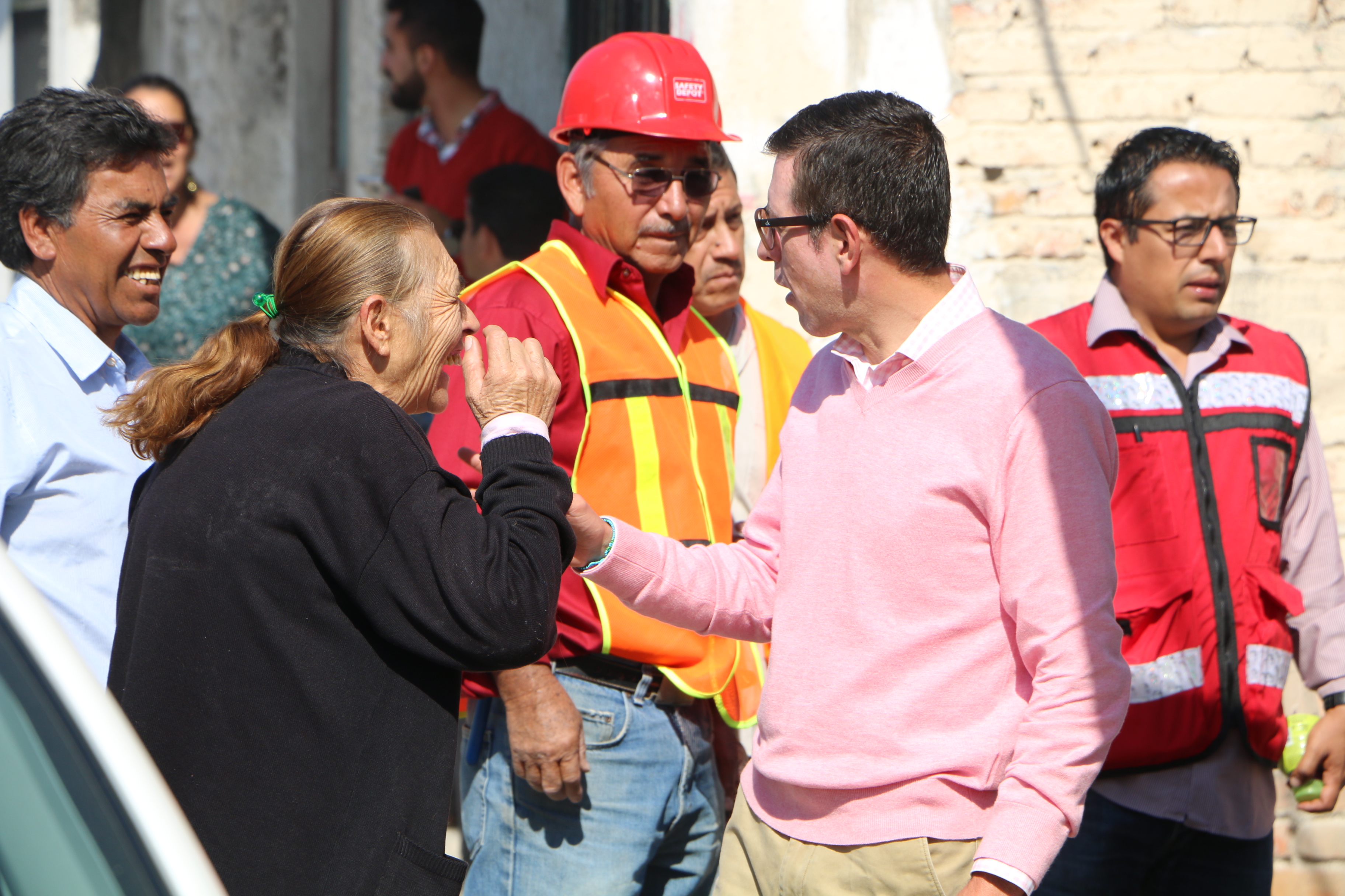 SEDIS comienza obras de alumbrado y drenaje en La Ferro